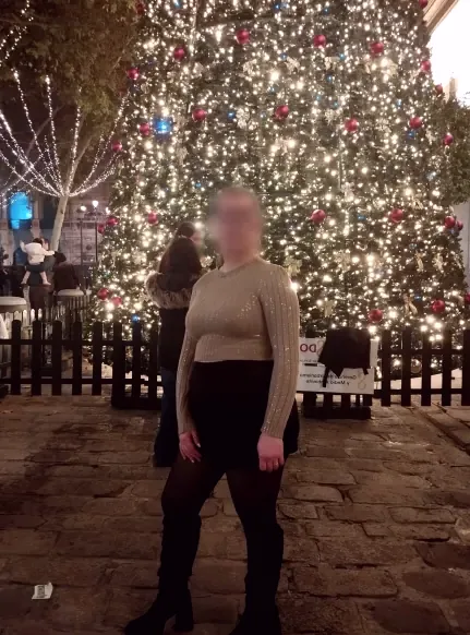 Louise, 23