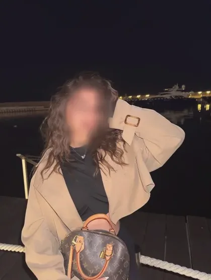 Nora, 29