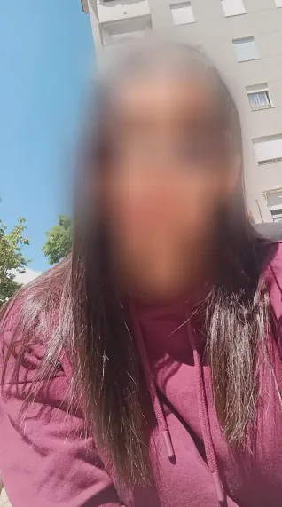 Rosa, 36